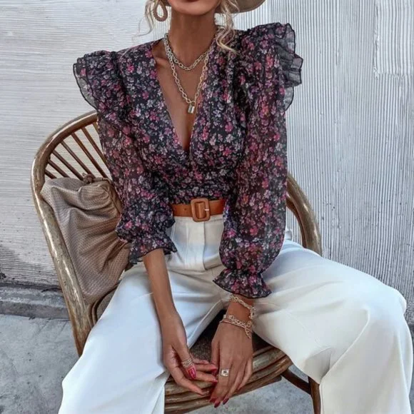 Contemporary floral ruffle detailed blouse top - Picture 7 of 10